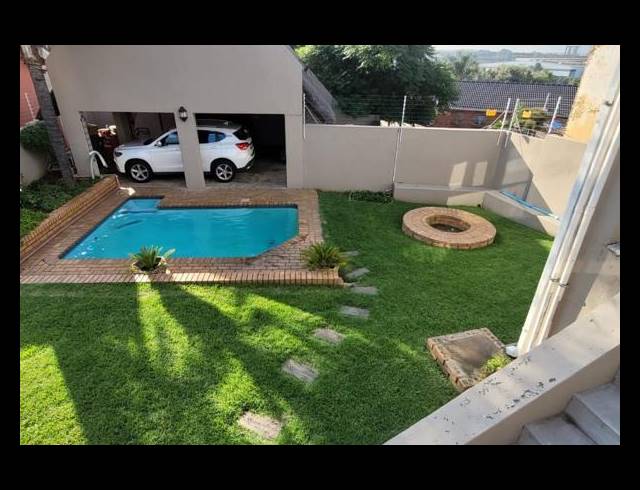 4 BEDROOM FREESTANDING FOR SALE IN ELANDSHAVEN